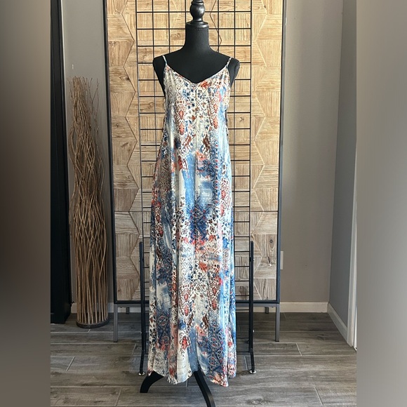 tea n rose Dresses & Skirts - Tea n' Rose Women’s Maxi Dress Size M Blue Beige Boho Open Side Renaissance